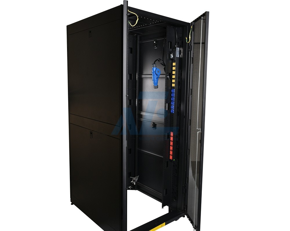 How to Choose the Right Server Cabinet Factory: A Buyer's Guide